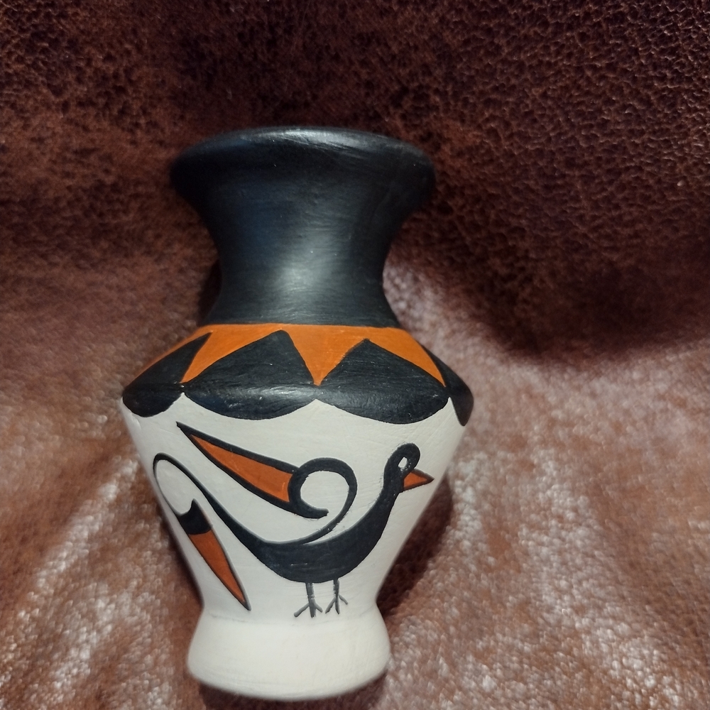Handcrafted Black and Orange Acoma Bird Vase Native American Made Small Rare Siz